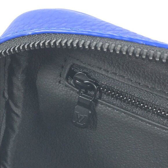 LOUIS VUITTON Blue Monogram Leather Clutch Bag - Picture 11 of 14